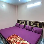Shree Sharda Maa Paying Guest House
